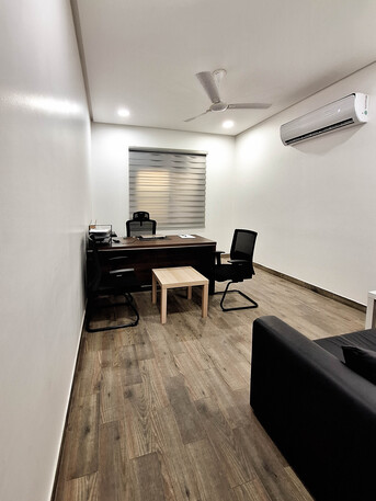 Jidhafs, Apartments, Flats, Houses & Villas, BHD 200/month,  Office Apartment For Rent In Jableh Habashi Area