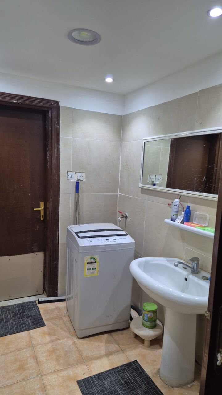 Riyadh, Rooms for Rent, SAR 700/month,  Offering Room On Sharing Basis