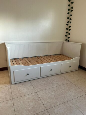 Riyadh, Furniture, SAR 634,  IKEA Hemnes Bed 3 Drawers / Double Bed / Wood