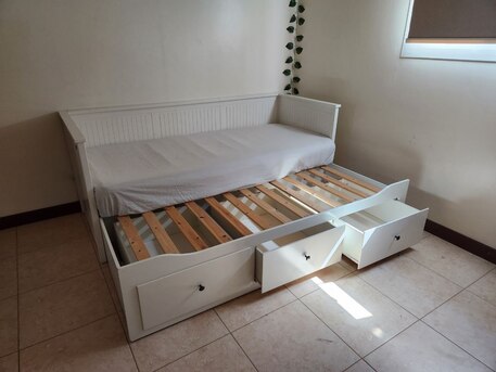 Riyadh, Furniture, SAR 634,  IKEA Hemnes Bed 3 Drawers / Double Bed / Wood