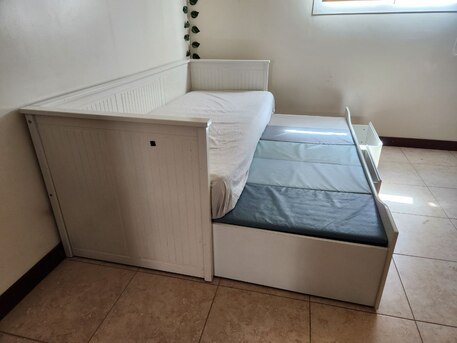 Riyadh, Furniture, SAR 634,  IKEA Hemnes Bed 3 Drawers / Double Bed / Wood