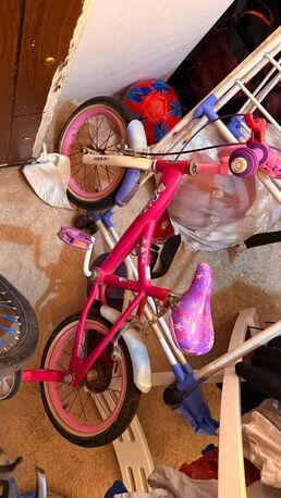 Riyadh, Bicycles, SAR 200,  Girls