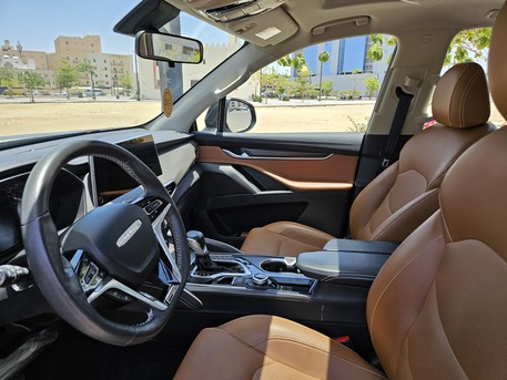 Salamah, Vehicles, Cars & Trucks , SAR 88000,  Maxus D90,  2023,  Automatic,  26000 KM,    Executive 7-Seater SUV &ndash; AWD 4×4 &ndash; 2.0L Turbo Petrol