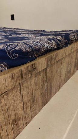 Riyadh, Furniture, SAR 350,  Single Bed With Side Table And Matress