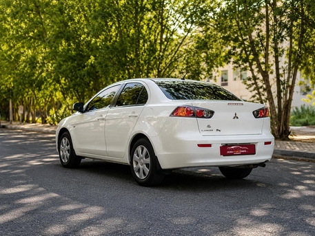 Manama, Vehicles, Cars & Trucks , BHD 1,  Mitsubishi Lancer,  2015,  Automatic,  144000 KM,  WELL MAINTAINED