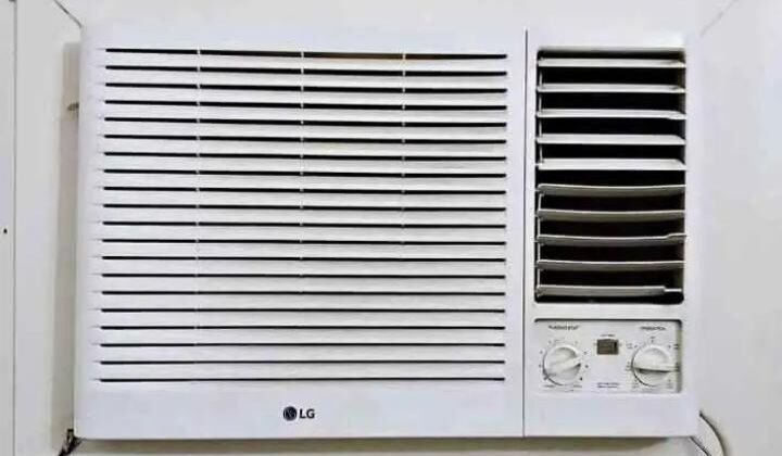 Riyadh, Air Conditioners, SAR 300,  Window AC And Split AC For Sale With Installation Available
