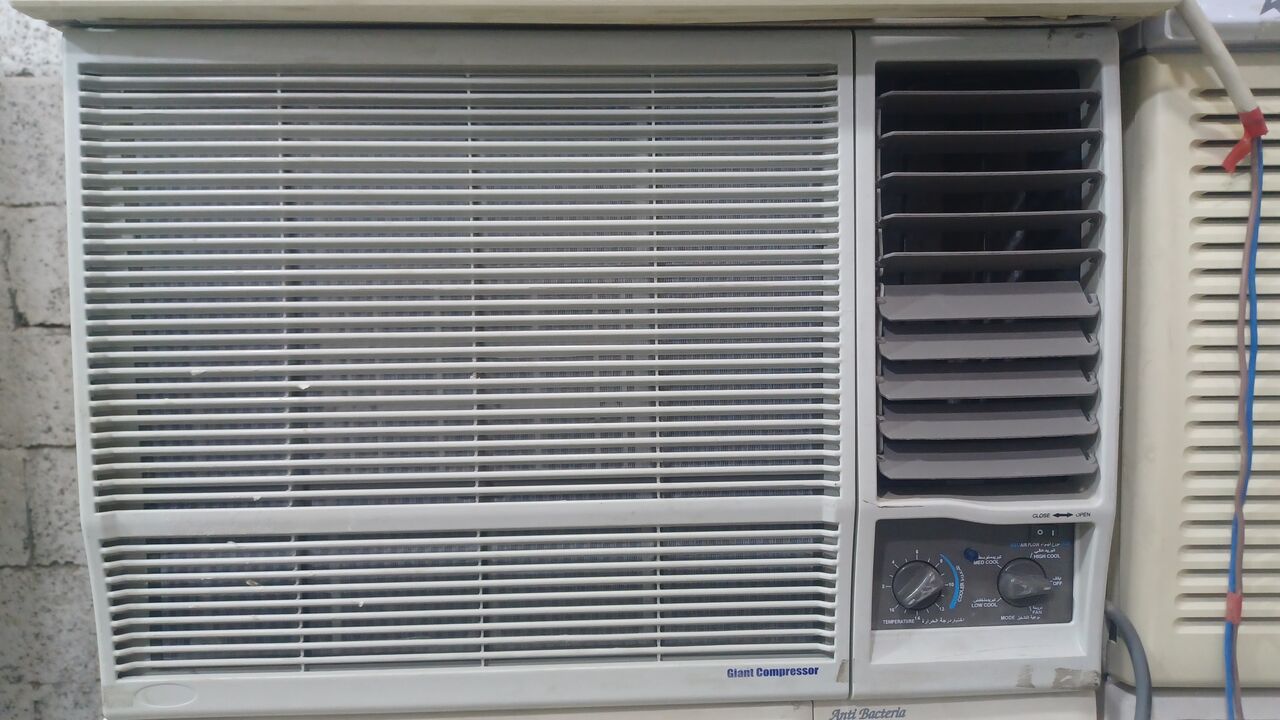 Riyadh, Air Conditioners, SAR 300,  Window AC And Split AC For Sale With Installation Available