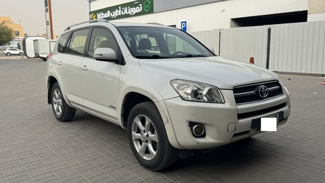 Riyadh, Vehicles, Cars & Trucks , SAR 35000,  Toyota RAV4 Limited,  2012,  Automatic,  280000 KM,    (Single Owner)