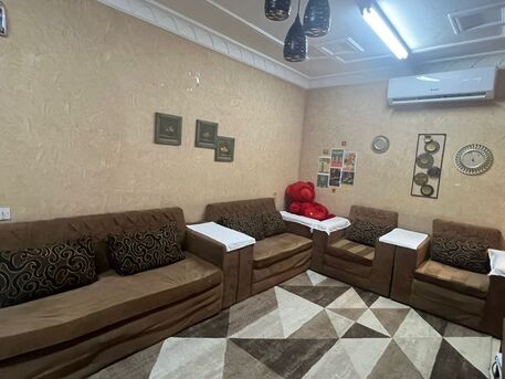 Riyadh, Furniture, SAR 400,  Sofa Sets, Good Condition