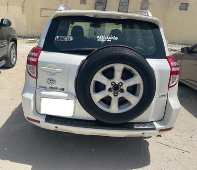 Dammam, Vehicles, Cars & Trucks , SAR 33900,  Toyota Rav4,  2012,  Automatic,  260000 KM,   Full Option , Valid Fahas And Istimara.