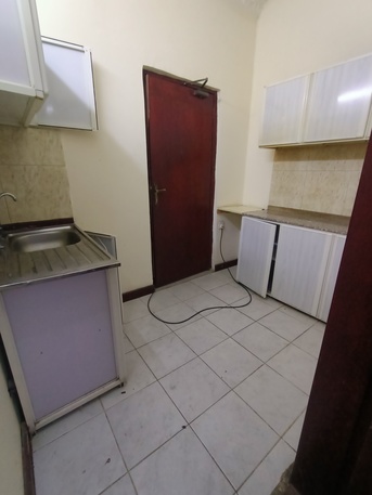 Gudaibiya, Apartments, Flats, Houses & Villas, BHD 140/month,  Semi Furnished 1 Bedroom Flat For Rent In Gudaibiya With Electricity Balcony