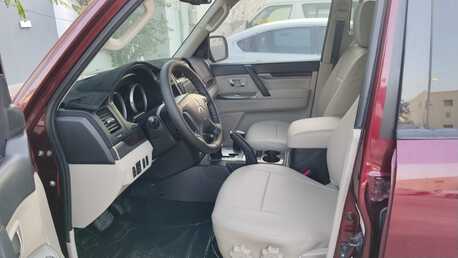 Hidd, Vehicles, Cars & Trucks , BHD 5150,  Mitsubishi Pajero,  2017,  Automatic,  150000 KM,   V6 GLS For Sale &ndash; Excellent Condition