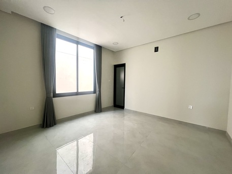 Manama, Apartments, Flats, Houses & Villas, BHD 250/month,  2 BR,  2 Bhk Semi Furnished Brand New Apartment