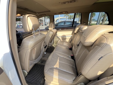 Khobar, Vehicles, Cars & Trucks , SAR 32000,  Mercedes GL550,  2011,  Automatic,  297 KM,   Model