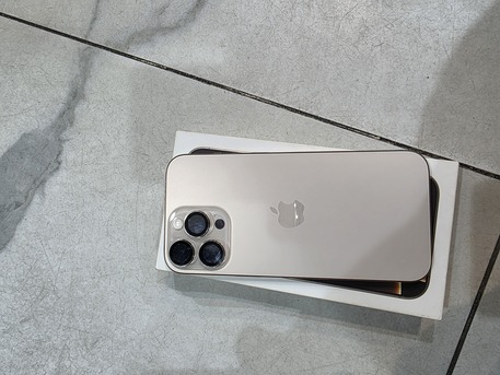 Khobar, Mobile Phones, SAR 4550,  IPhone 16 Pro Max 1TB 100 Battery Life Only Serious Buyer Contact Me