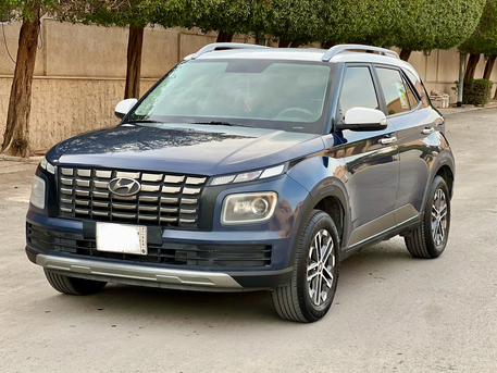 Riyadh, Vehicles, Cars & Trucks , SAR 45000,  Hyundai Venue,  2023,  Automatic,  57876 KM,     1.0L Full Option, Without Accident