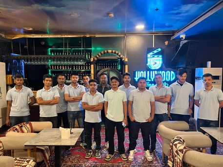 Riyadh, Jobs, Waiter