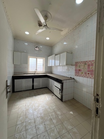 Bani Jamra, Apartments, Flats, Houses & Villas, BHD 160/month,  3 BR,  Flat For Rent