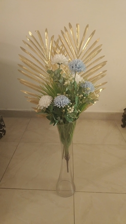 Tubli, Household Items, BHD 4,  Glass Vase With Artificial Flowers