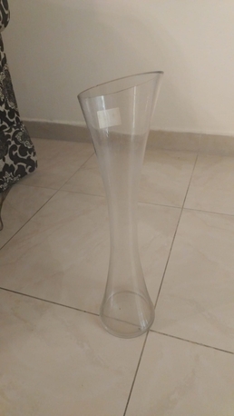Tubli, Household Items, BHD 4,  Glass Vase With Artificial Flowers
