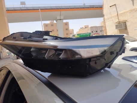 Riyadh, Auto Parts, SAR 800,  Head Light And Signal Light Driver Side Of Hyundai Elantra 2025 Model