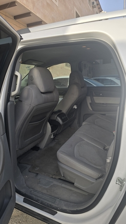 Al Malaz, Vehicles, Cars & Trucks , SAR 36000,  Gmc Acadia,  2016,  Automatic,  220000 KM,    SLE FWD