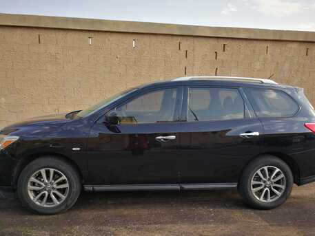 Riyadh, Vehicles, Cars & Trucks , SAR 40000,  Nissan Pathfinder,  2014,  Automatic,  195000 KM,    For Sale