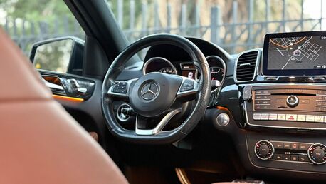Riyadh, Vehicles, Cars & Trucks , SAR 140000,  2018 Mercedes-GLE 43,  2018,  Automatic,  168000 KM,   Mercedes-Benz GLE 4.3, 168K For Only SAR 140,000