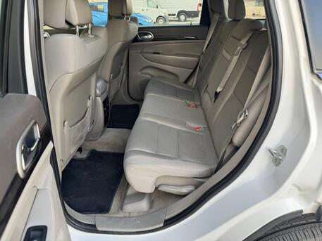 Riyadh, Vehicles, Cars & Trucks , SAR 32000,  Jeep Grand Cherokee 4x4,  2013,  Automatic,  149350 KM,  Jeep Grand Cherokee: V6 3.6L 4x4