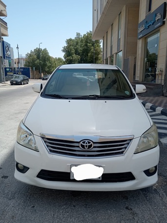 Dammam, Vehicles, Cars & Trucks , SAR 31500,  Toyota Innova 2.7 G,  2014,  Automatic,  285000 KM,  Full Options
