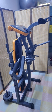 Al Malaz, Sporting Goods, SAR 500,  Health Sports Multi-purpose Weight Bench With A Barbell Rack