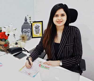 New Delhi, Health, Best Dietitian In Delhi For Weight Loss, PCOS & Diabetes Diet Plans