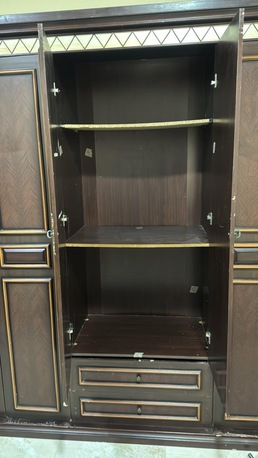 Al Thuqbah, Furniture, SAR 250,  6-Door Wooden Wardrobe With Mirror
