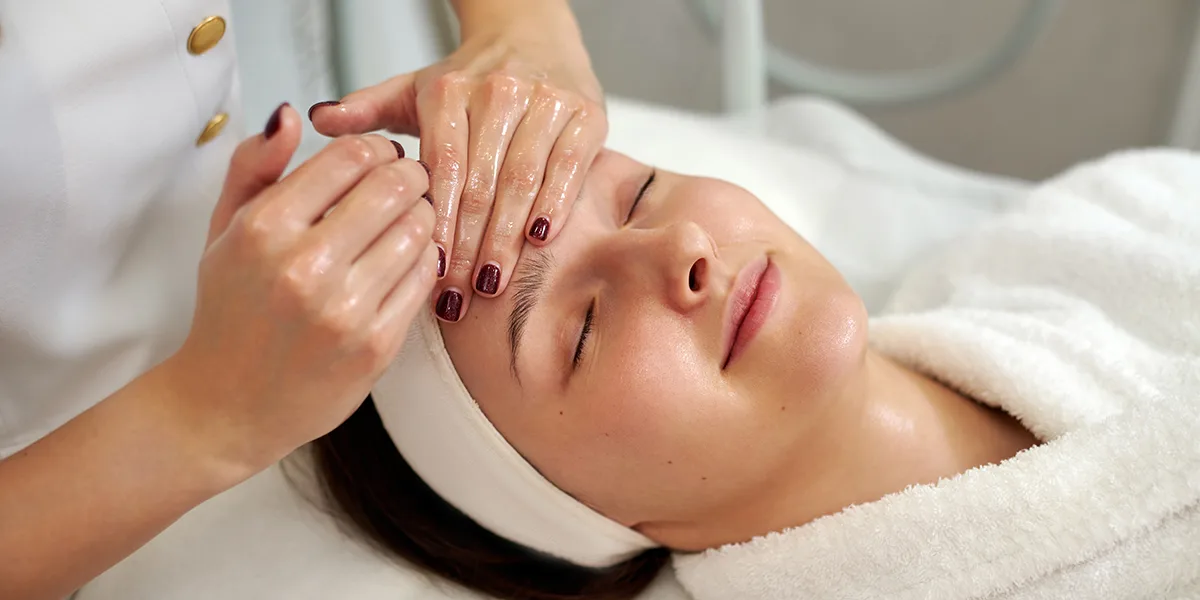 Dammam, Beautician, WAX, WAXING, HINA, FACIAL, MANI PEDI @ HOME SERVICE
