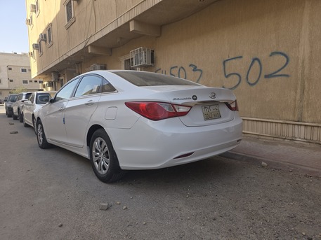 Al Aziziyah, Vehicles, Cars & Trucks , SAR 14500,  Hyundai Sonata,  2012,  Manual,  400000 KM,    () Family Used Car &ndash; Valid Fahas & Istemara