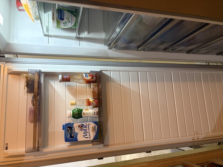 Riyadh, Appliances, SAR 1200,  Big Refrigerator With Convertible Option For Sale In Good Condition
