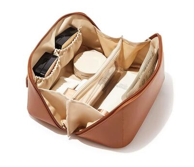London, Clothing & Accessories, GBP 03,  Source Trendy Designs From Leading Cosmetic Bag Manufacturers