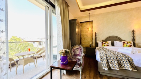 Gurgaon, Apartments, Flats, Houses & Villas, INR 3000/day,  Furnished,  Studio,  350 Sq. Meter,  BluO Luxury Stay - Medicity - Balcony, Tub, TT