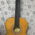 SAR 100,  Guitar- Suzuki SCG-2S 4/4