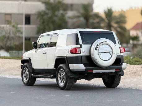 Manama, Vehicles, Cars & Trucks , BHD 5900,  Toyota FJ Cruiser,  2012,  Automatic,  320000 KM,    MODEL WITH VERY-WELL MAINTAINED CAR