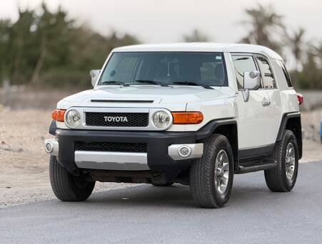 Manama, Vehicles, Cars & Trucks , BHD 5900,  Toyota FJ Cruiser,  2012,  Automatic,  320000 KM,    MODEL WITH VERY-WELL MAINTAINED CAR