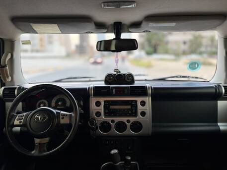 Manama, Vehicles, Cars & Trucks , BHD 5900,  Toyota FJ Cruiser,  2012,  Automatic,  320000 KM,    MODEL WITH VERY-WELL MAINTAINED CAR