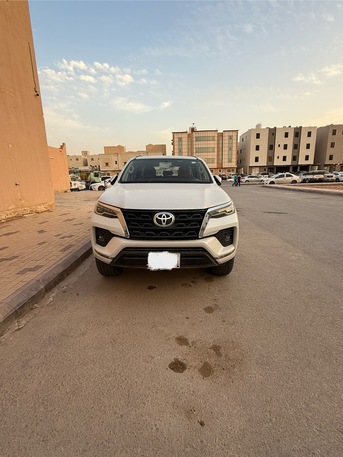 Riyadh, Vehicles, Cars & Trucks , SAR 105000,  Toyota Fortuner,  2024,  Automatic,  51000 KM,