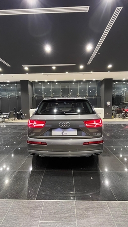 Sanabis, Vehicles, Cars & Trucks , BHD 5500,  Audi Q7,  2016,  Automatic,  99000 KM,   Model