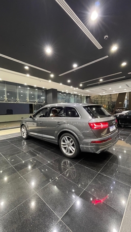 Sanabis, Vehicles, Cars & Trucks , BHD 5500,  Audi Q7,  2016,  Automatic,  99000 KM,   Model