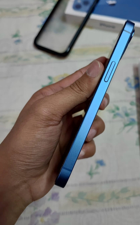 Riyadh, Mobile Phones, SAR 1400,  Almost New Iphone 13 128 GB