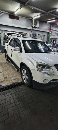 Awali, Vehicles, Cars & Trucks , BHD 1500,  Gmc Acadia,  2011,  Automatic,  180000 KM,