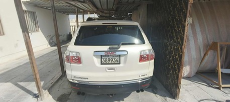 Awali, Vehicles, Cars & Trucks , BHD 1500,  Gmc Acadia,  2011,  Automatic,  180000 KM,