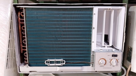Al Aziziyah, Air Conditioners, SAR 1,  For Sale, Used, Clean, Almost New Window Air Conditioners, With Warranty, With Delivery