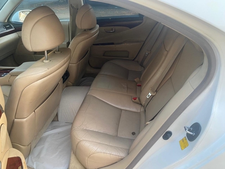 Jeddah, Vehicles, Cars & Trucks , SAR 33000,  Lexus LS 460,  2009,  Automatic,  360000 KM,  Lexus LS460 Full Option